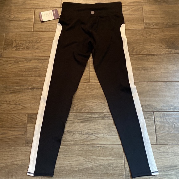 Performance Active Leggings - Picture 4 of 6